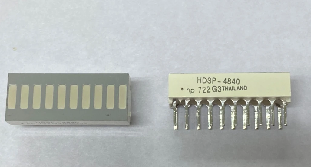 HDSP-4840 LED   ,  Ʈ , 2.2 V, 1.9 mcd